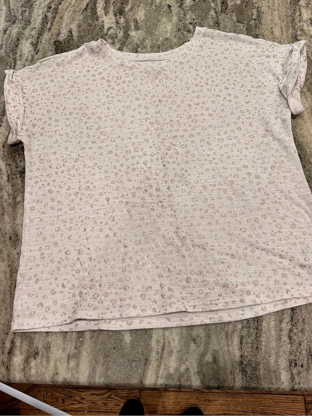berkley jensen Floral Short Sleeve Top in white Size Large